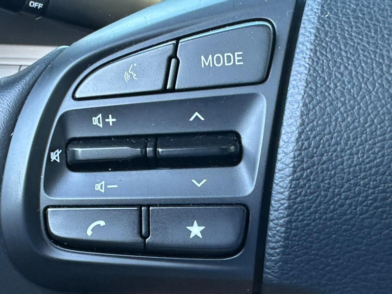 Hyundai Venue Vehicle Image 18