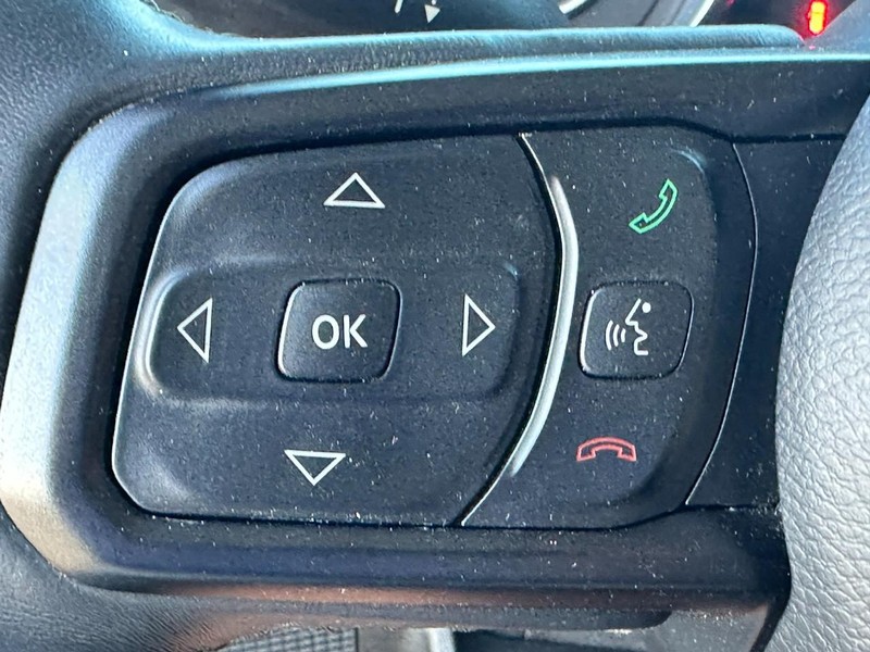 Jeep Wrangler Vehicle Image 14
