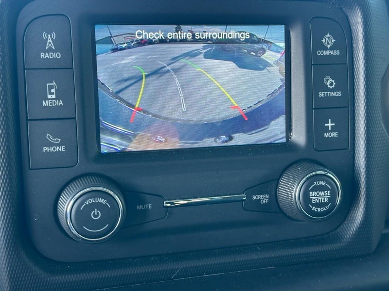 Jeep Wrangler Vehicle Image 19