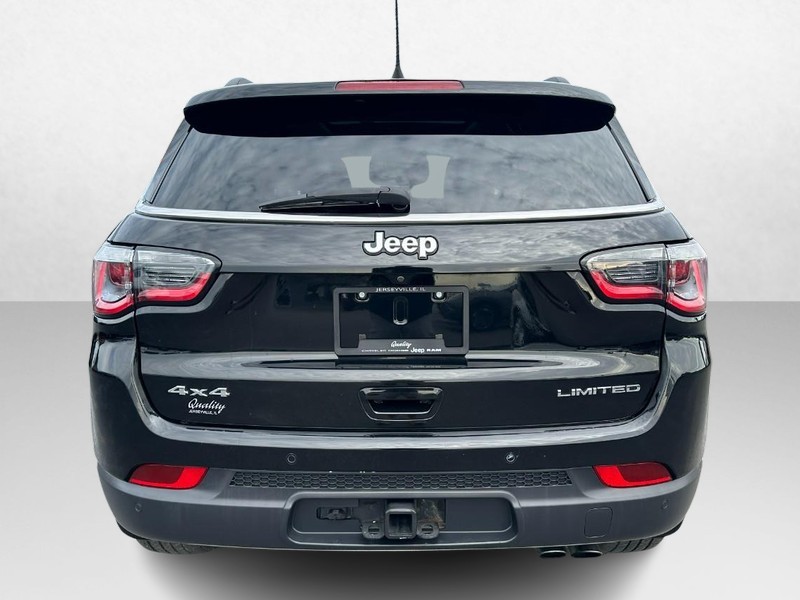 Jeep Compass Vehicle Image 04