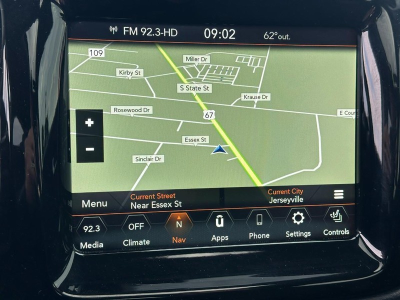Jeep Compass Vehicle Image 22