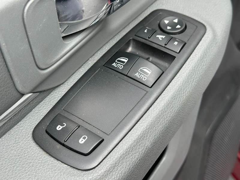 Ram 1500 Vehicle Image 11