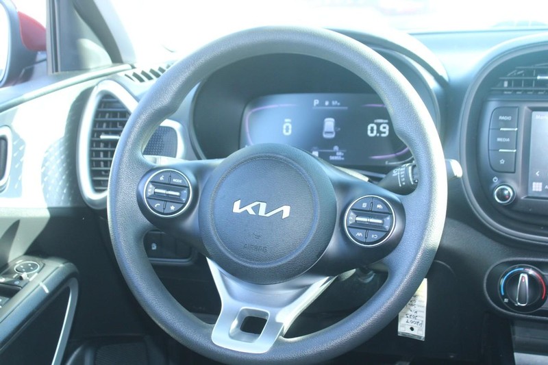 Kia Soul Vehicle Image 13
