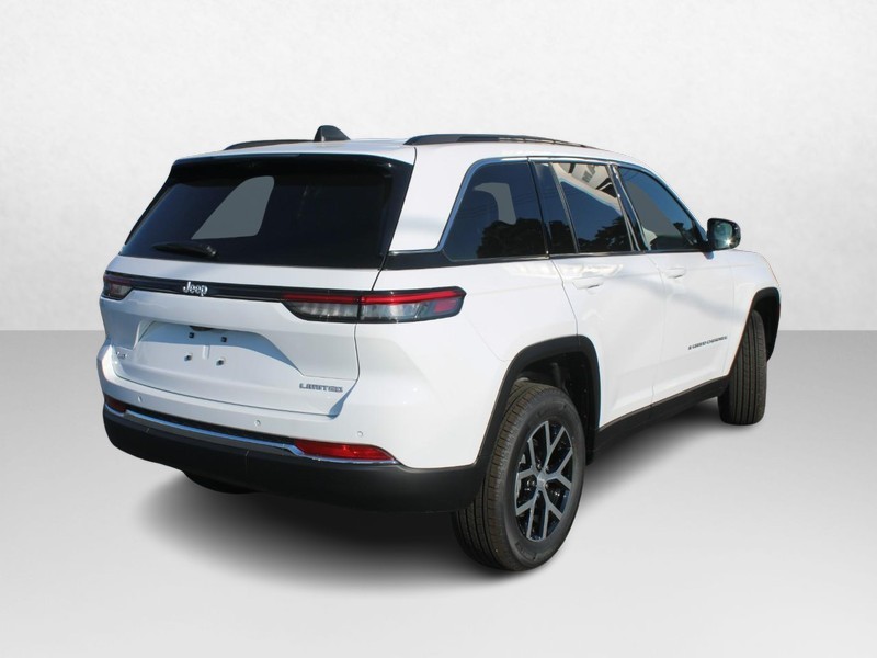 Jeep Grand Cherokee Vehicle Image 03