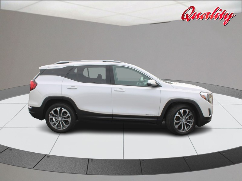 GMC Terrain Vehicle Image 02