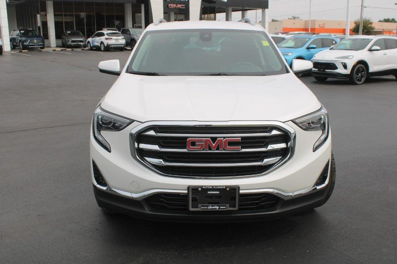 GMC Terrain Vehicle Image 10