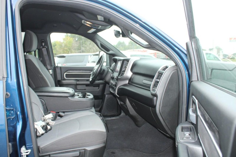 Ram 2500 Vehicle Image 11