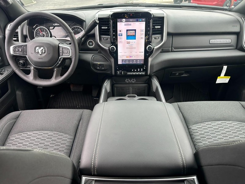 Ram 2500 Vehicle Image 05