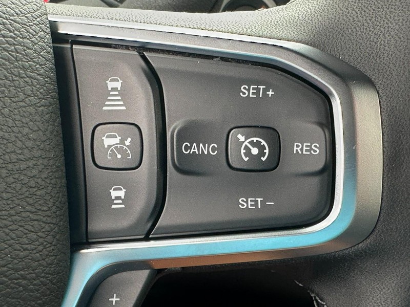 Ram 2500 Vehicle Image 13