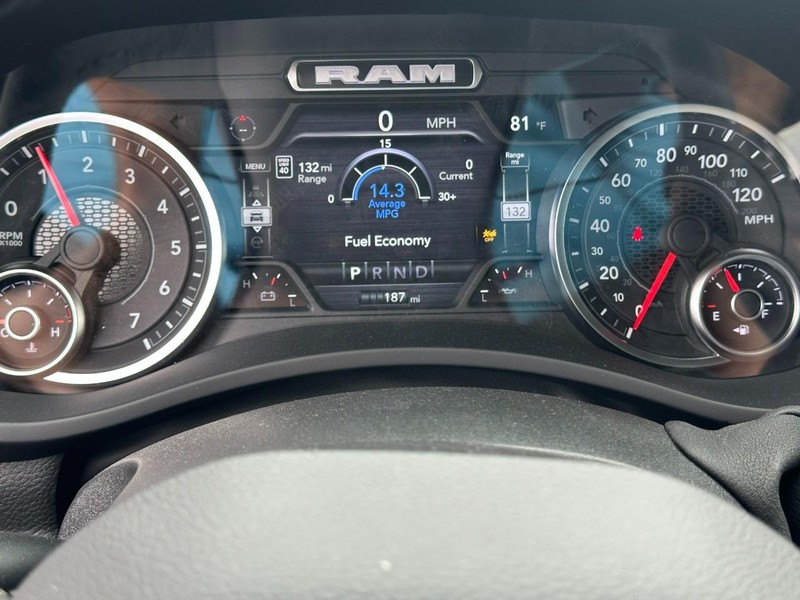 Ram 2500 Vehicle Image 14