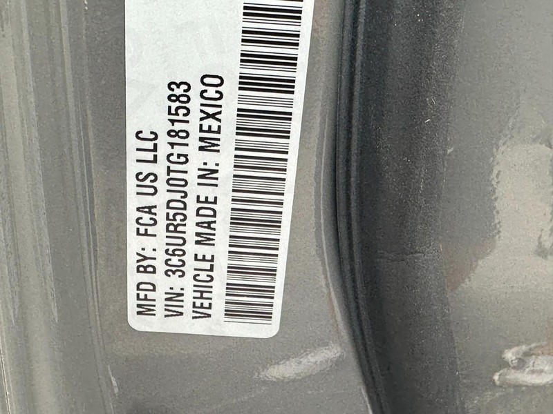 Ram 2500 Vehicle Image 17