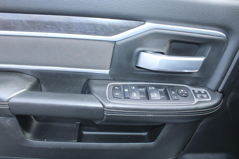 Ram 2500 Vehicle Image 09