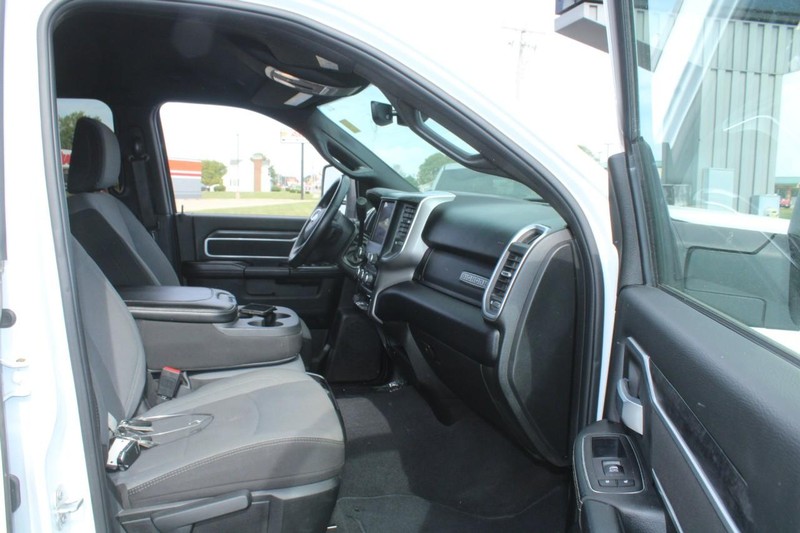 Ram 2500 Vehicle Image 11