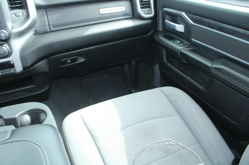 Ram 2500 Vehicle Image 16