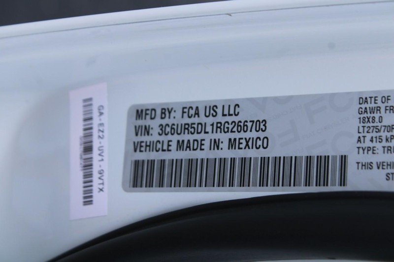 Ram 2500 Vehicle Image 17