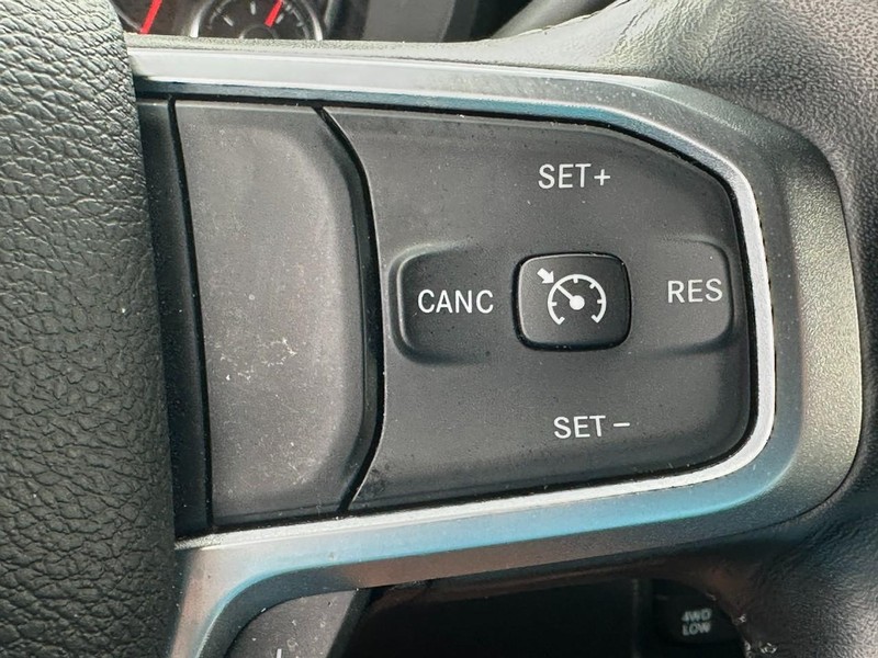 Ram 2500 Vehicle Image 18