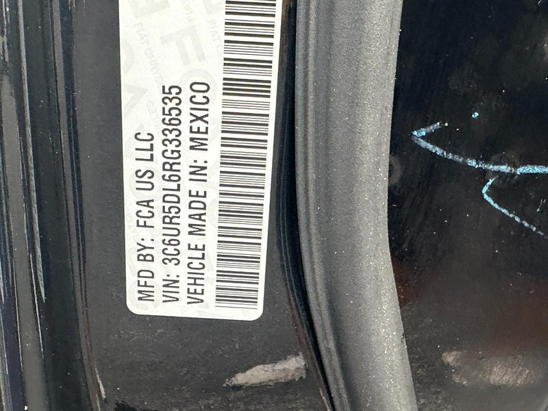 Ram 2500 Vehicle Image 21