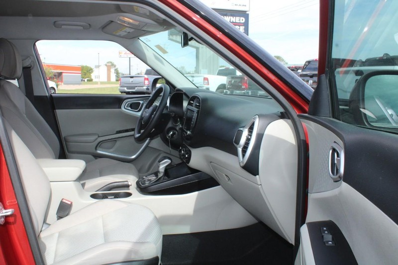 Kia Soul Vehicle Image 11