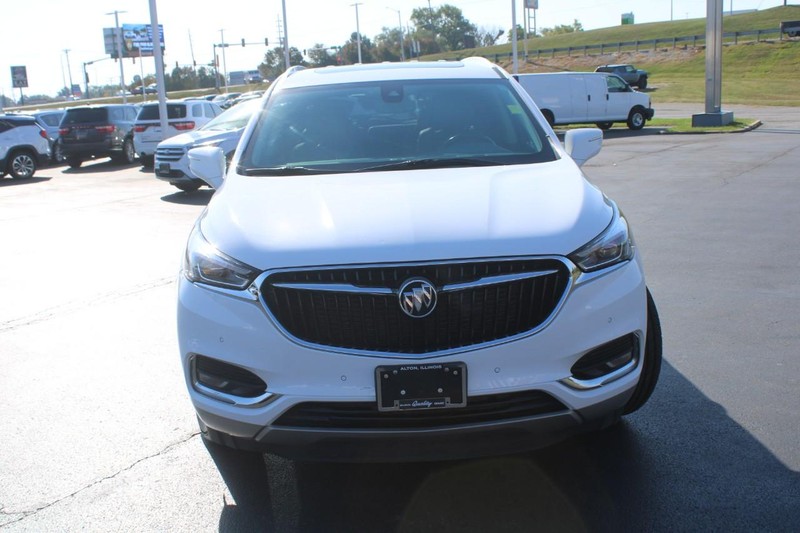 Buick Enclave Vehicle Image 10
