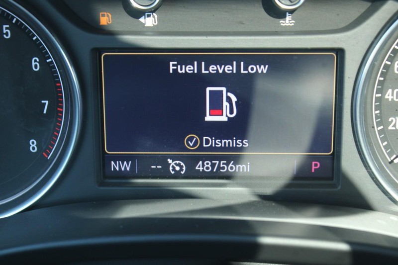 Buick Enclave Vehicle Image 19