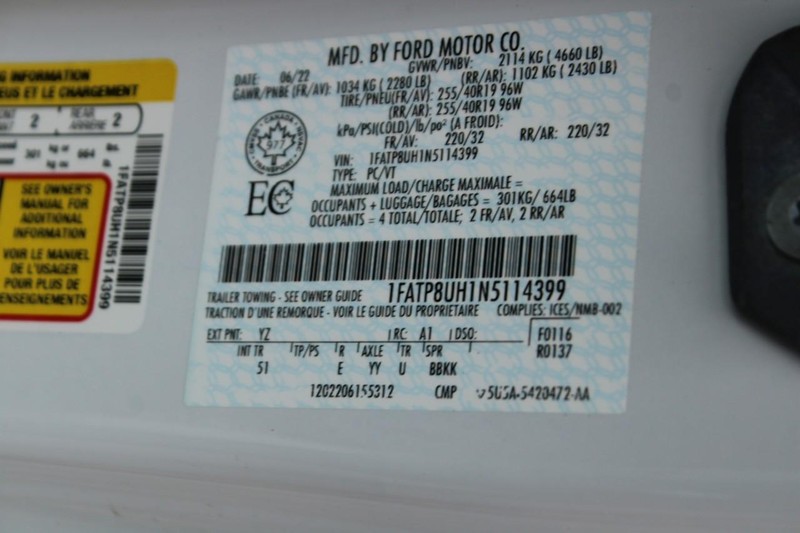 Ford Mustang Vehicle Full-screen Gallery Image 13