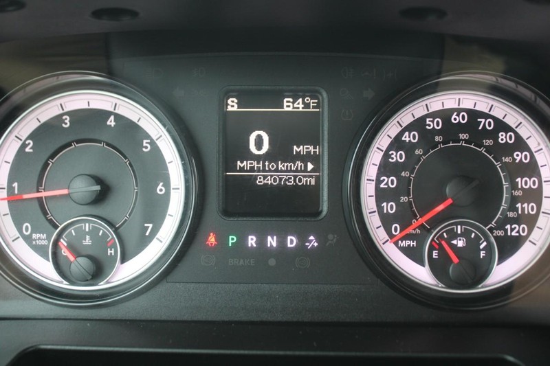 Ram 1500 Classic Vehicle Image 16