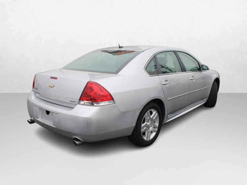 Chevrolet Impala Limited Vehicle Image 03