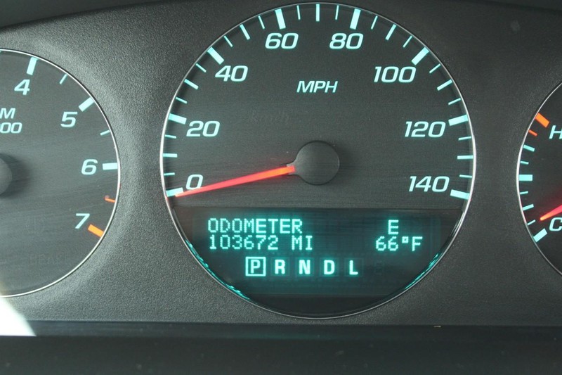 Chevrolet Impala Limited Vehicle Image 17