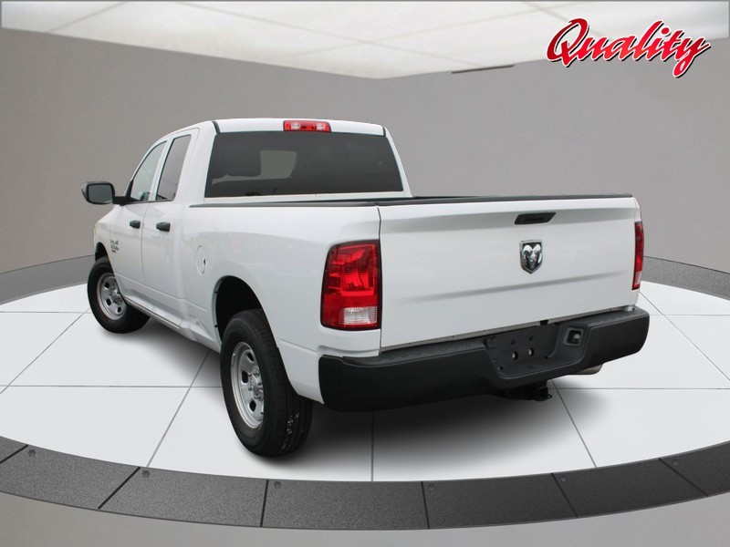 Ram 1500 Classic Vehicle Image 05