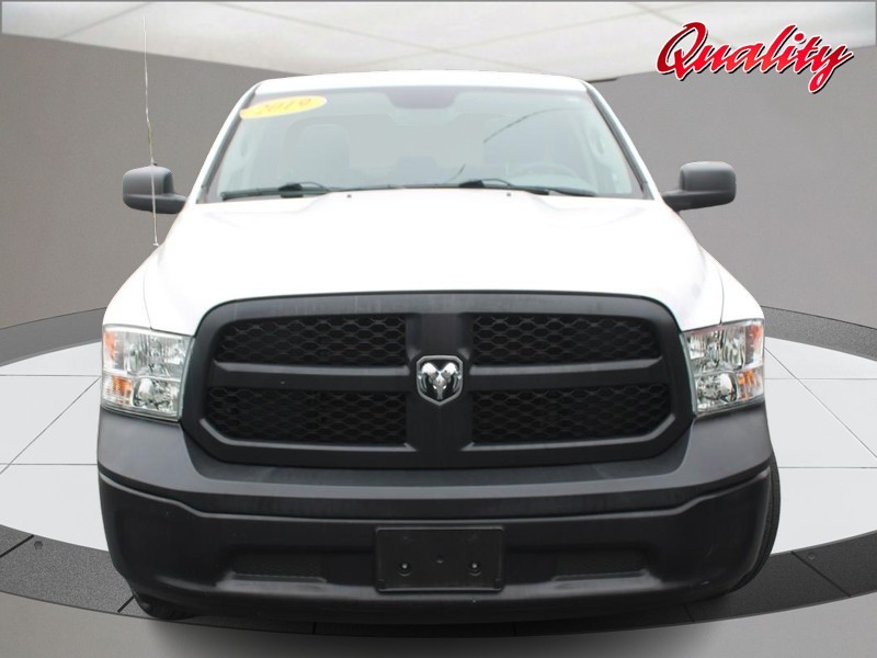 Ram 1500 Classic Vehicle Image 10