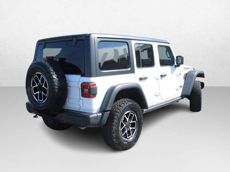 Jeep Wrangler Vehicle Image 03