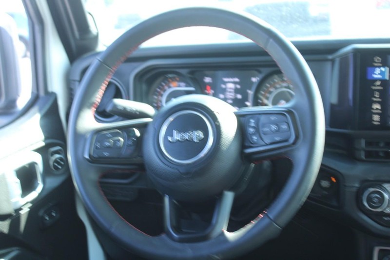 Jeep Wrangler Vehicle Image 14