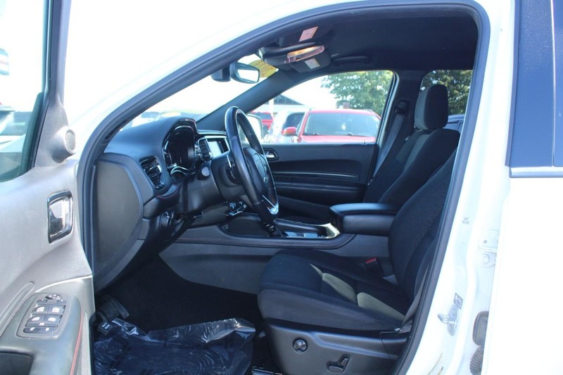 Dodge Durango Vehicle Full-screen Gallery Image 08