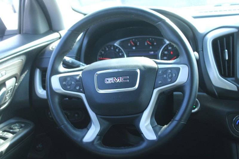 GMC Terrain Vehicle Full-screen Gallery Image 14