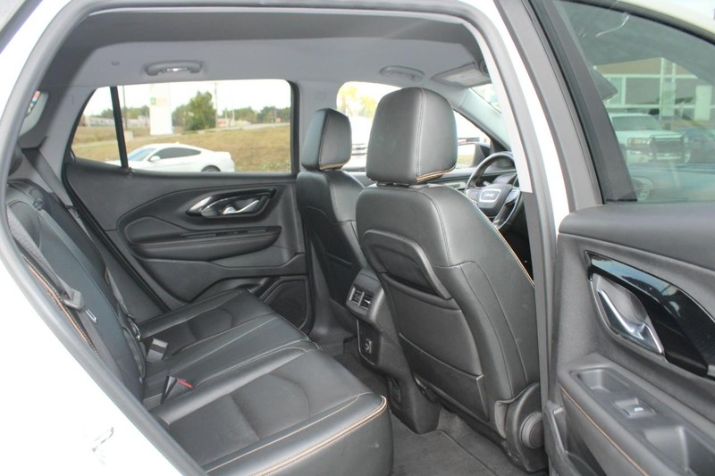 GMC Terrain Vehicle Image 12