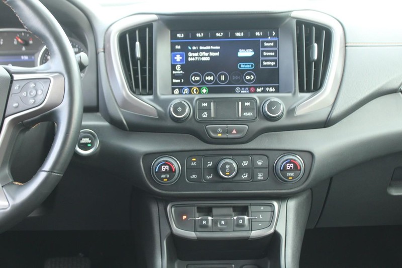 GMC Terrain Vehicle Image 15