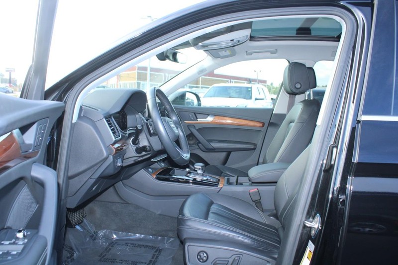 Audi Q5 Vehicle Image 07