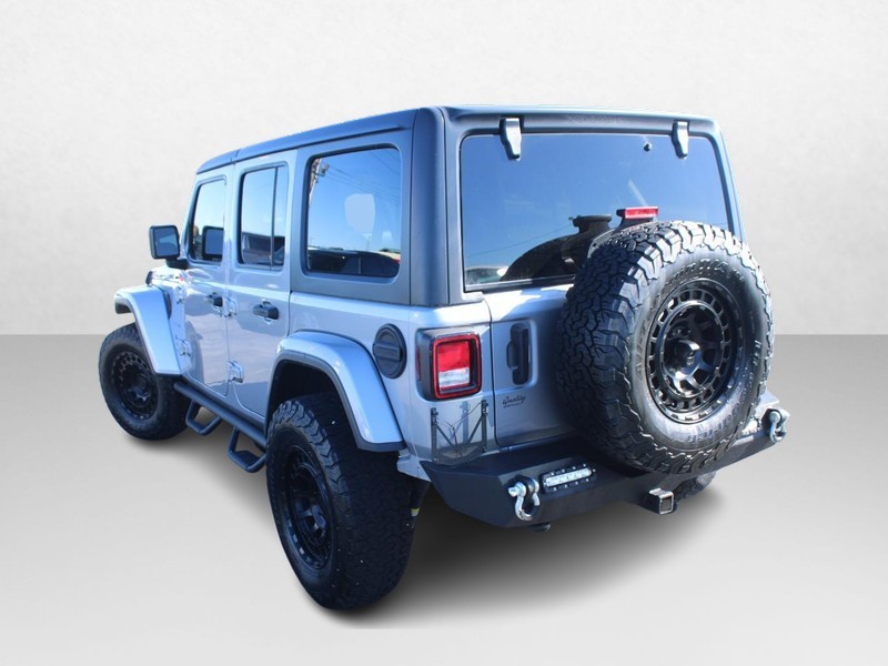 Jeep Wrangler Vehicle Image 05