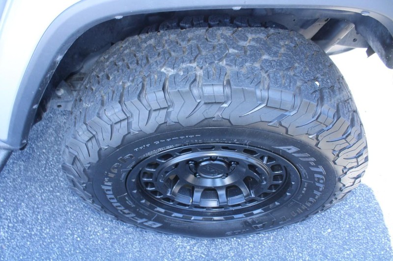 Jeep Wrangler Vehicle Image 07