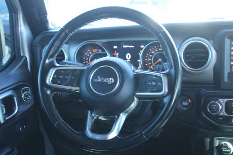 Jeep Wrangler Vehicle Image 14