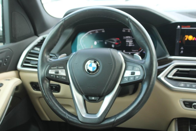BMW X5 Vehicle Image 14