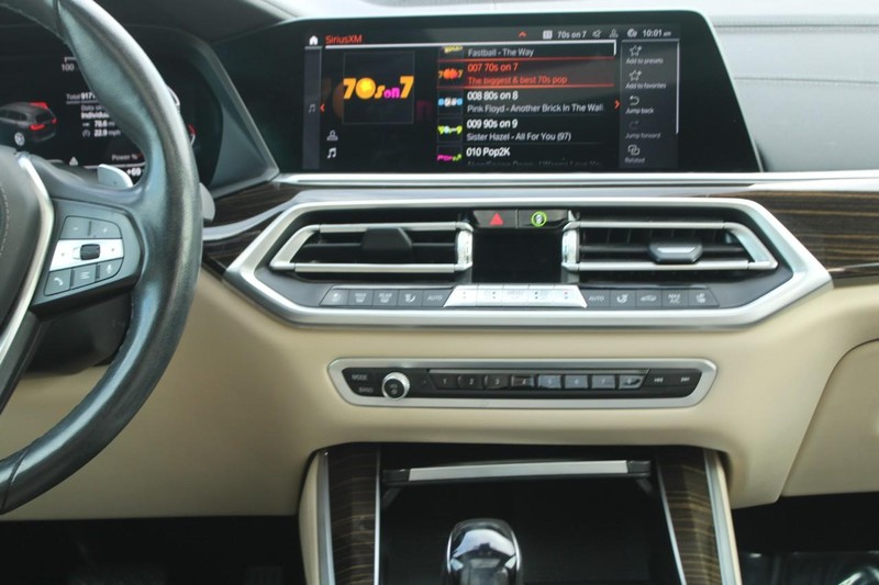 BMW X5 Vehicle Image 15