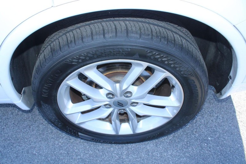 Dodge Durango Vehicle Full-screen Gallery Image 07