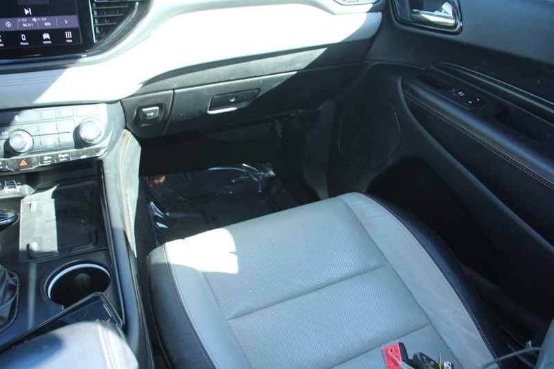 Dodge Durango Vehicle Full-screen Gallery Image 16