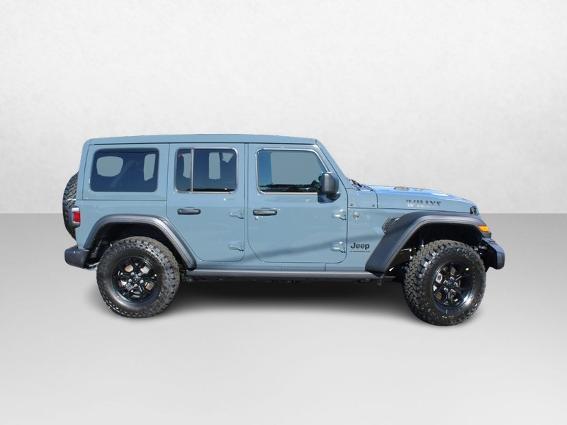 Jeep Wrangler Vehicle Image 02