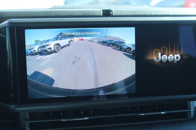 Jeep Wrangler Vehicle Image 09