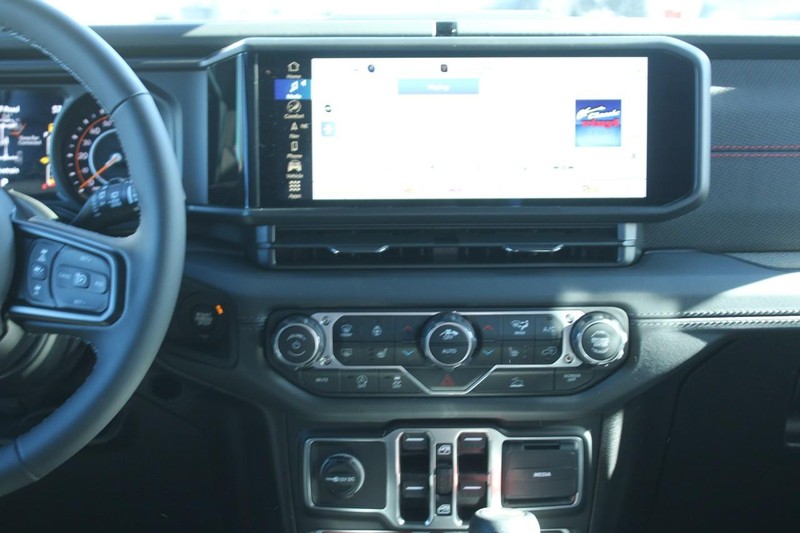 Jeep Wrangler Vehicle Image 07