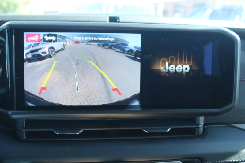 Jeep Wrangler Vehicle Image 10