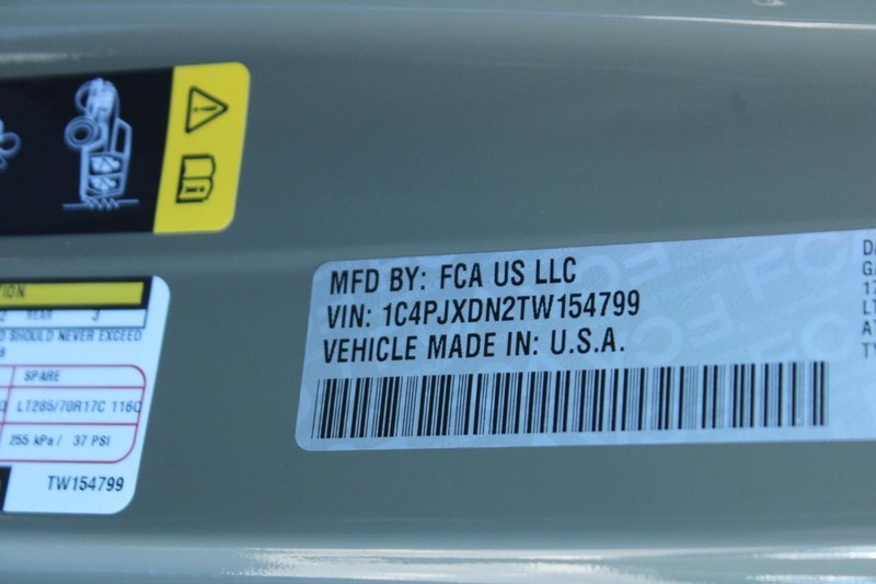 Jeep Wrangler Vehicle Image 08