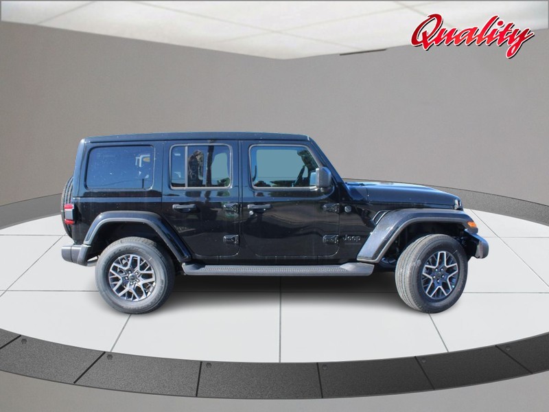 Jeep Wrangler Vehicle Image 02